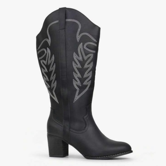 Extra Wide Black Cowboy Cowgirl Boots - Picture 2 of 10
